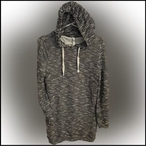 🎉 Fabulous Fabletics Hooded Black and Gray Long Sleeve Sweater Dress 🎉